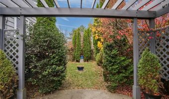 1 Masso Dr, North Providence, RI 02904