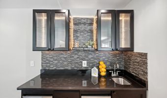 24682 CARIBOU Sq, Aldie, VA 20105