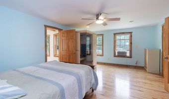 13 Woodridge Dr, Barkhamsted, CT 06063