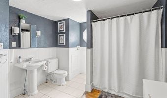 74 Webster Ave, Bangor, ME 04401