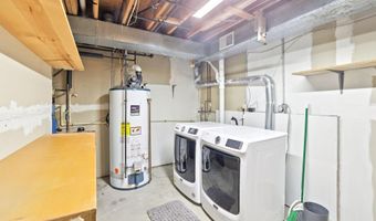 15 Eastridge Ct, Madison, WI 53716
