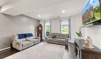 21709 CHARITY Ter 10C, Ashburn, VA 20147