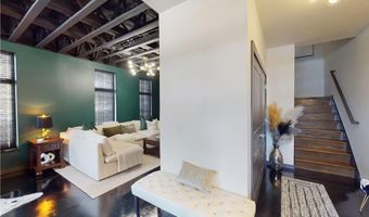 121 N Howard St, Akron, OH 44308