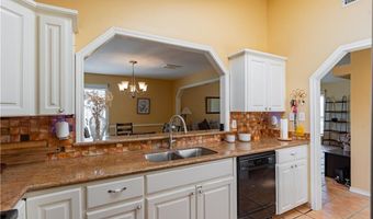 407 Country Club Dr, Alamo, TX 78516