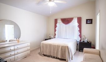 521 N Calhoun Shores Pkwy, Calhoun Falls, SC 29628