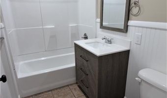 20 Squires St, Alma, AR 72921