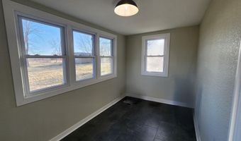 2083 Iowa Rd, Allerton, IA 50008