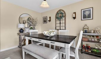 906 Canterbury Ln 906, Colchester, CT 06415