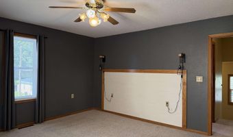 612 W Elm St, Allerton, IA 50008