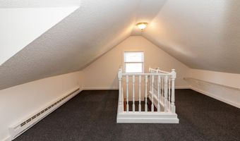 30 2nd St St, Franklinville, NJ 08322