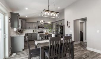 1952 47th St, Ammon, ID 83401