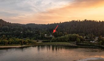6955 Apple Aly, Bonners Ferry, ID 83805
