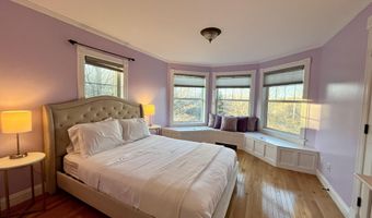 2 Mountain Ave, Bar Harbor, ME 04609