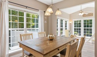 1007 Copper Ridge Ct, Apex, NC 27502