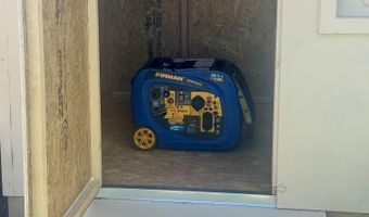 13 W Couchman Trl, Ash Fork, AZ 86320