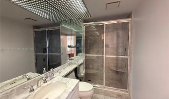 19667 Turnberry Way 5B, Aventura, FL 33180