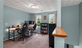 28 Narragansett Rd, Cumberland, RI 02864
