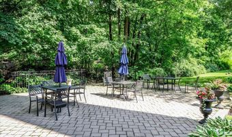 55 Oil Mill Rd 2, Danbury, CT 06810