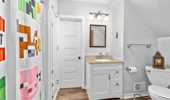 521 Trowbridge St, Allegan, MI 49010