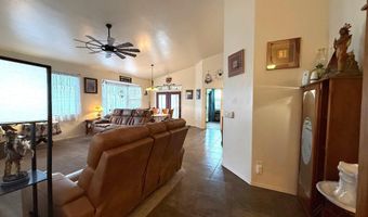 1684 S Tenen Pass Dr, Benson, AZ 85602