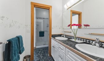 11 Grason Ln, Bar Harbor, ME 04609