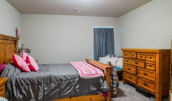 3015 Brooke Rd, Chickasha, OK 73018