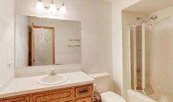 11242 S Avon Ave, Alsip, IL 60803