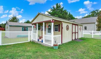 2 GARDENIA Blvd, Greenwood, DE 19950