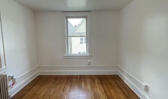 31 E 32ND St, Bayonne, NJ 07002
