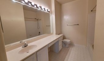 6480 CHEYENNE Dr 201, Alexandria, VA 22312