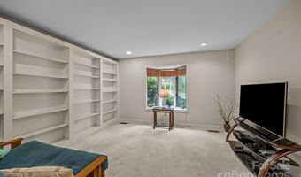 68 Stony Rdg, Asheville, NC 28804
