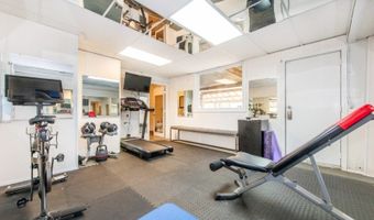 312 Mountainside Dr, Alloway, NJ 07422