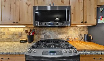 50 Bellflower Ct, Blanchard, ID 83804