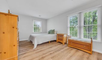 22 Alexandria Way, Basking Ridge, NJ 07920