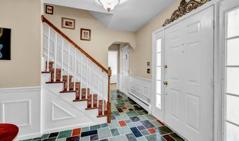 1 Guernsey Rd, Brookfield, CT 06804