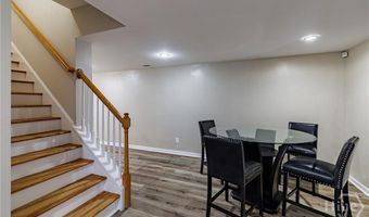 124 Pin Oak Ct, Athens, GA 30606