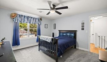 14 Cliff Rd, Bellingham, MA 02019