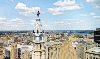 1414 S PENN Sq 42C, Philadelphia, PA 19102