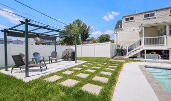 1555 LUKENS Ave, Abington, PA 19001