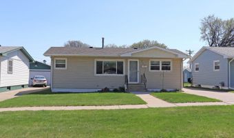 729 S 16th St, Bismarck, ND 58504