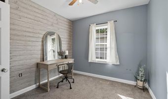 704 Harriet St, Altoona, WI 54720