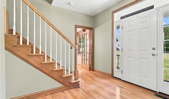45 Pine Swamp Rd, Cumberland, RI 02864