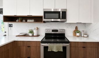 3831 N VERNON St N, Arlington, VA 22207