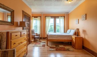 286 Carter St, Barnet, VT 05821