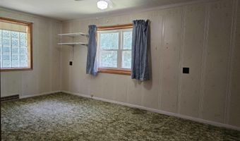 507 S CHURCH St, Albany, IL 61230