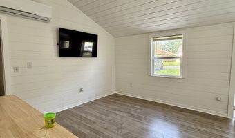 607 Ellenhurst Dr, Anderson, IN 46012