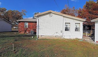 712 Duckett St, Advance, MO 63730
