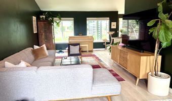 220 Parkside Dr, Bellevue, ID 83313