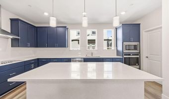 2825 Crusader St, Alameda, CA 94501