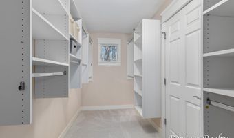 8790 Laurel Ridge Dr SE, Alto, MI 49302
